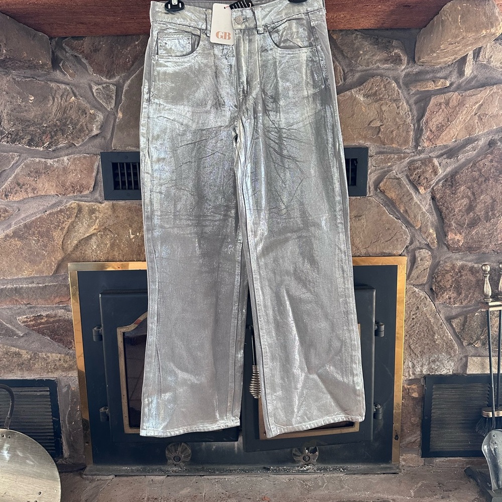 Gianni Bini Women’s wide leg Silver Metallic Pants